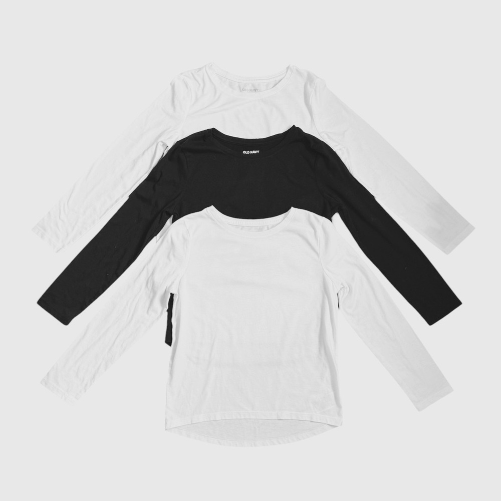 Old Navy | Set of 3 Black White Long-Sleeve Crewneck Tees, Medium (8)